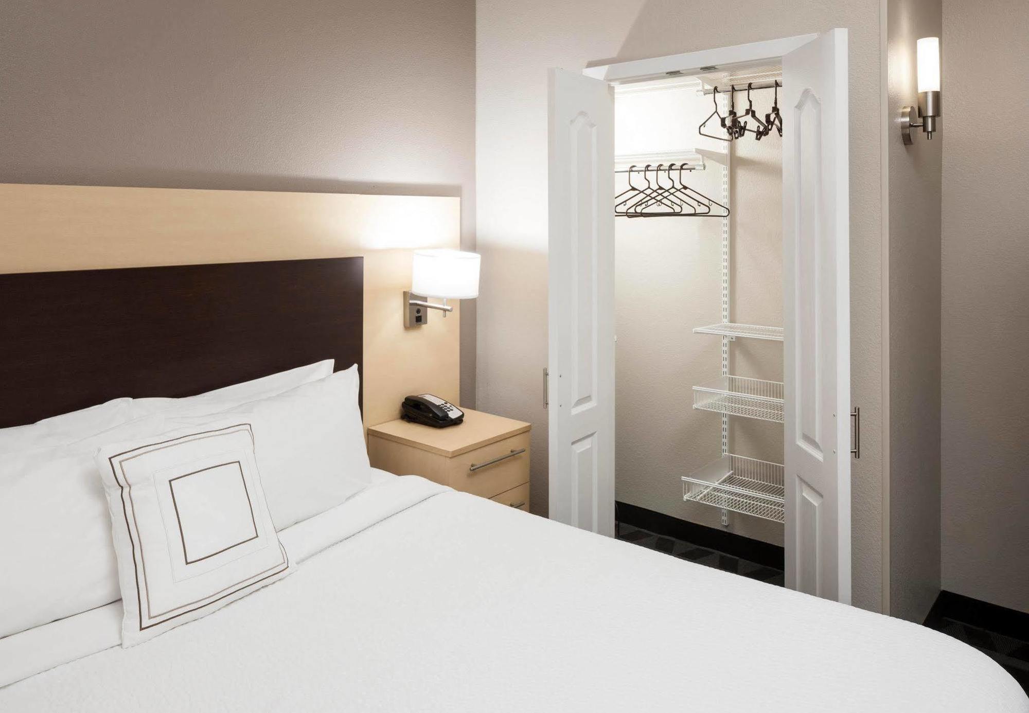 Towneplace Suites Калъмбъс Екстериор снимка