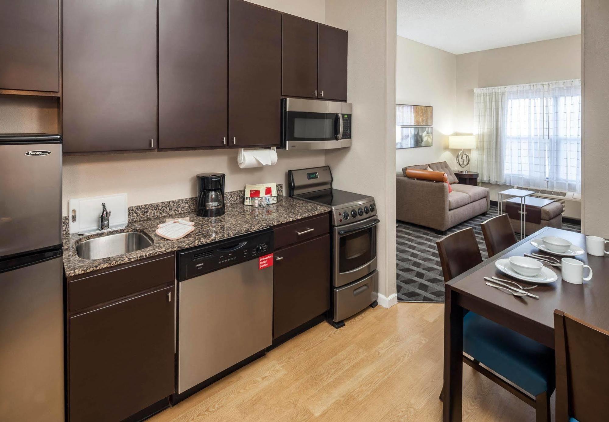 Towneplace Suites Калъмбъс Екстериор снимка